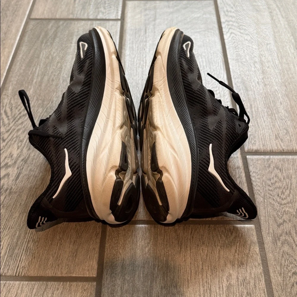 Hoka Clifton 9 Black and White Running Shoes - Picture 12 of 16